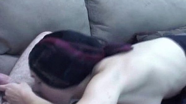 Brunette Sarah blowing an old geek she just met