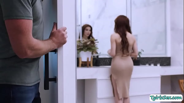 Hey ts stepsis, I really want to fuck your asshole and suck your cock