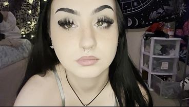 I got new lingerie and im showing off my goth teen fat ass for you