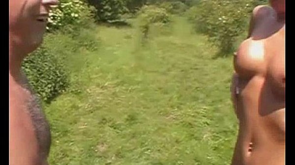 Amateur outdoor threesome action with facial cumshot