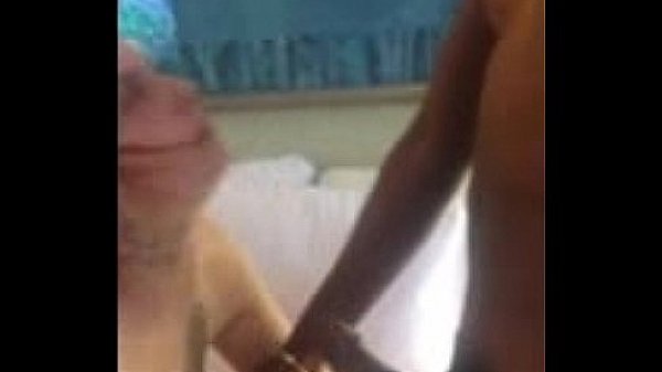 When she found out her friend has a BBC - camg8