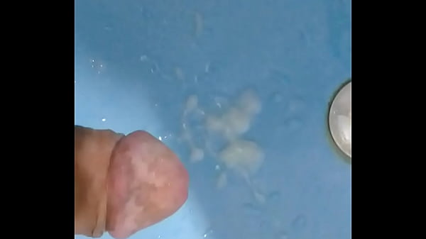 Pica gostosa gozando leitinho