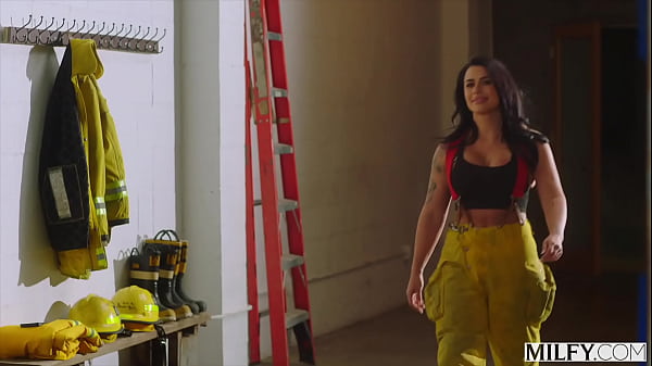 After a close call, bona fide fire captain firecracker Eva makes a deal her whole firehouse can't refuse - a last man standing gangbang. The winner? Everyone.