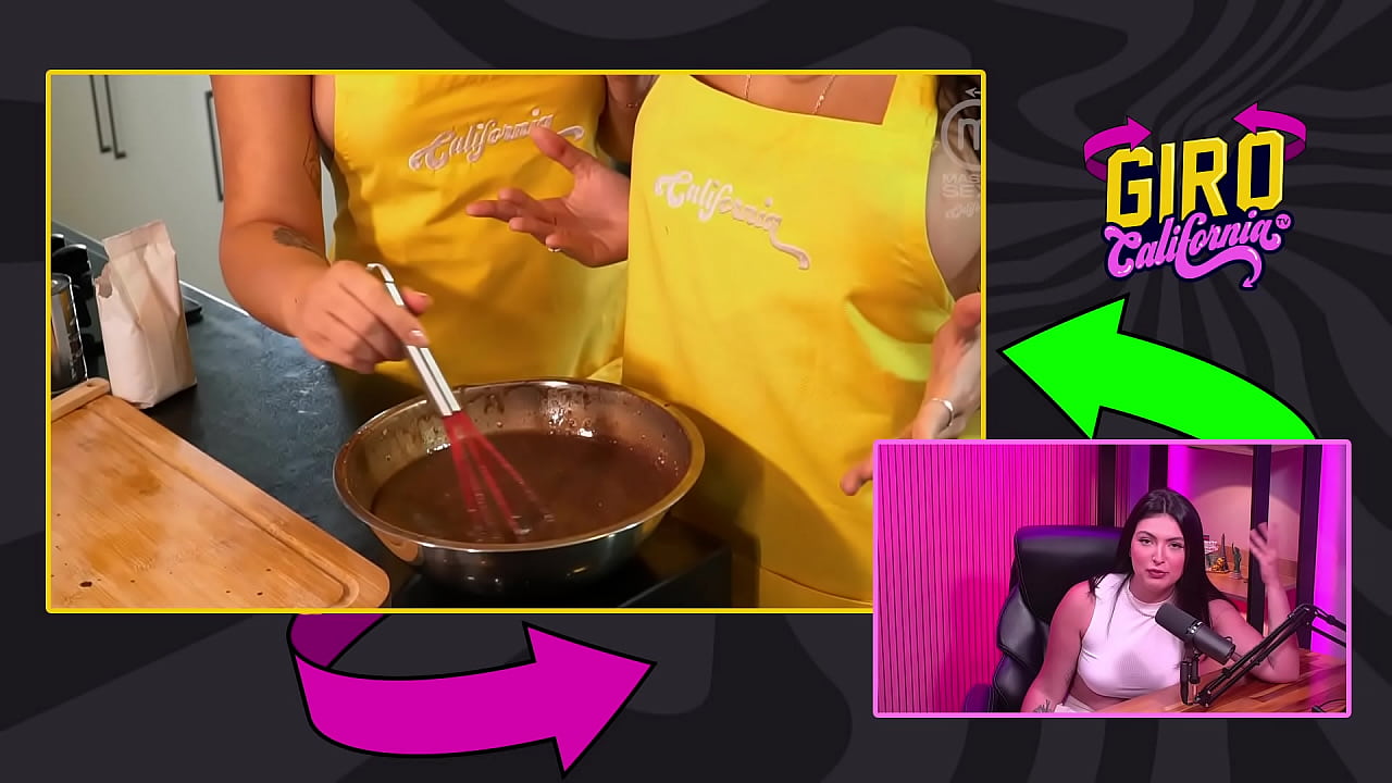 Ela mostrou e serviu seu corpinho peladinho