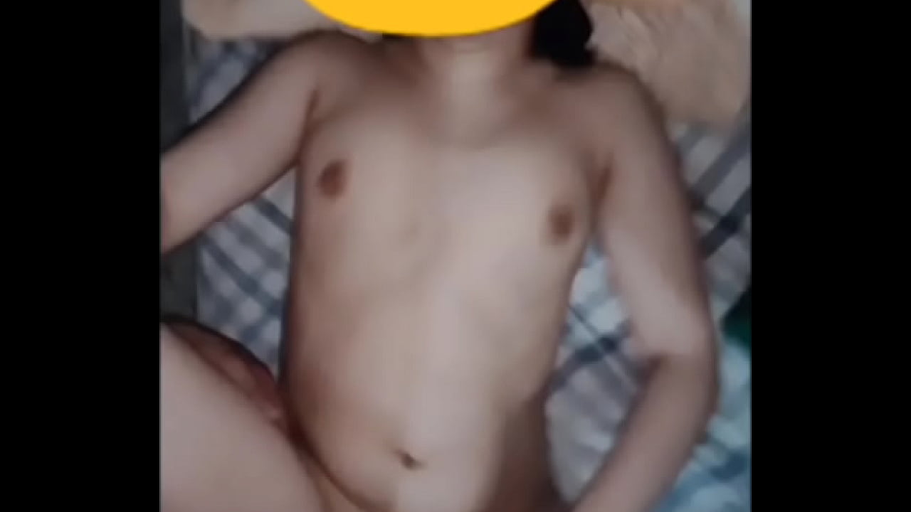 Flaca y su desvirgacion!