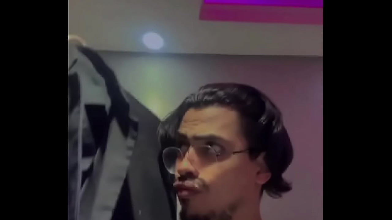 finalmente testar minha skin full social numa formatura cheia de universit&aacute;rias e open bar/foodcomo eu amo minha vida