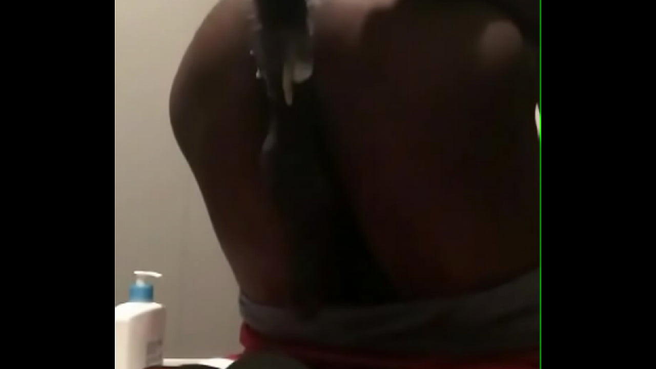 *PREMIUM* Quick Deep Fuck With Black Toy In My Ass