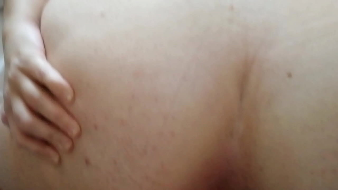 Preparo el culo gordo para follarlo