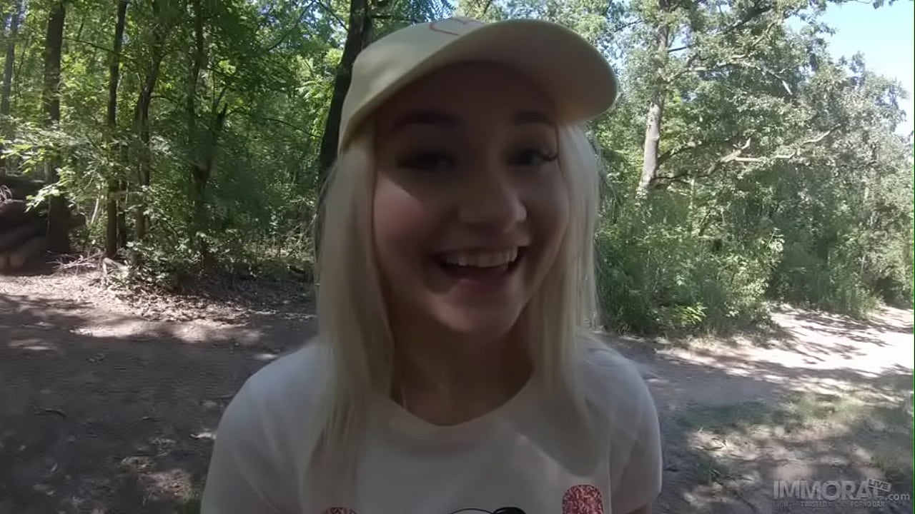 MARILYN SUGAR GETS LOST IN THE WOODS!