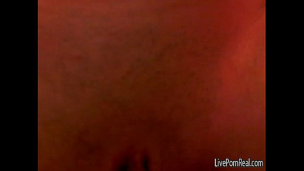 sexy blonde fingers herself until she cum(2)