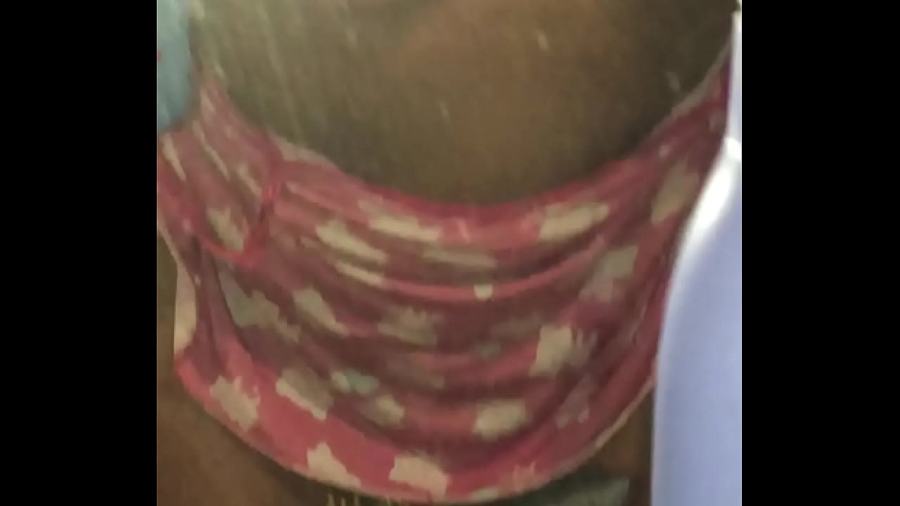 gostosinha levando na chota escondido