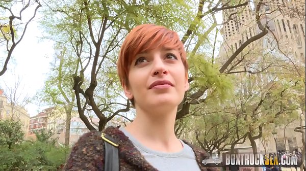 Our favorite mornings are the mornings where we pull another woman onto our crew, and this morning, we chose to work with Sicilia!