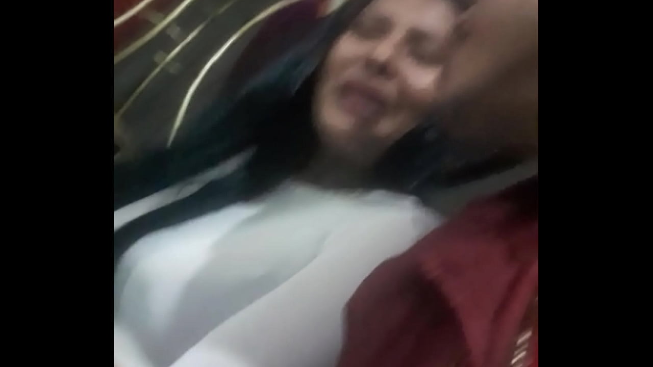 Despu&eacute;s de la fiesta follando a mi cu&ntilde;ada toda peda y caliente, termin&oacute; abriendo las nalgas