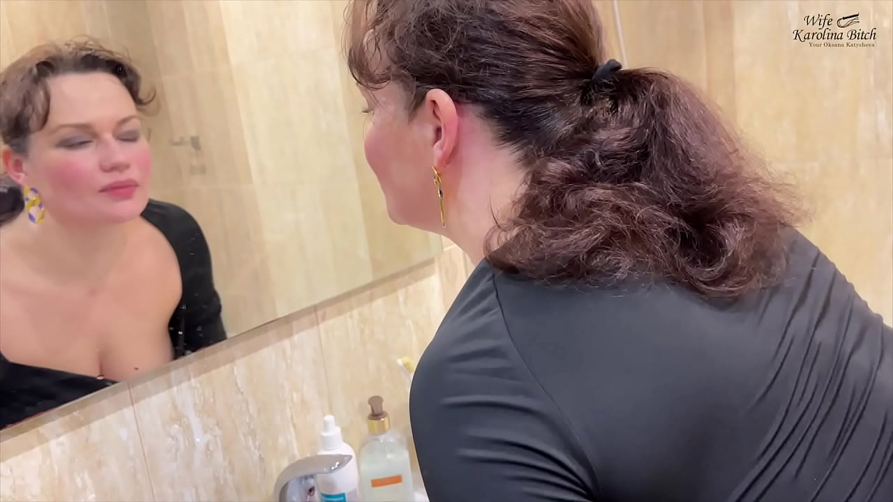 Husband is a cuckold, his wife is throat fucked, and he films her and comments! backstage