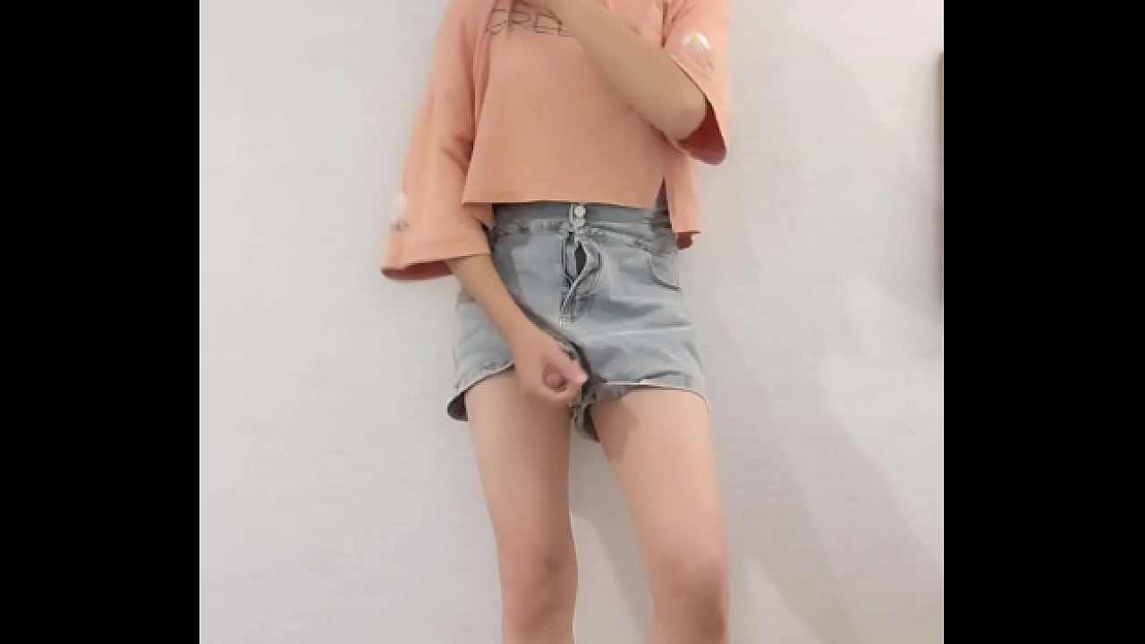 【伪娘】婷萱在酒店的日常自慰