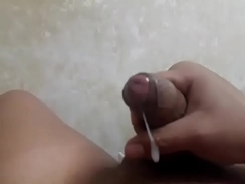Haciendo rica paja parte 3 saco mucho semen