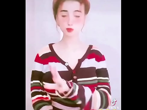 small girl play with her tits