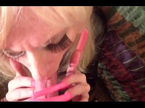 Sexy pink nails blowjob