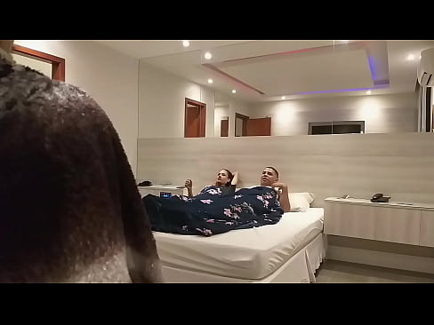 Como gravamos porno amador brasileiro e o que acontece nos intervalos das gravações em setembro de 2020 com a magrinha piranha Sky Sants  Como gravamos porno amador brasileiro e o que acontece nos intervalos das gravações em setembro de 2020 com a magrinha piranha Sky Sants