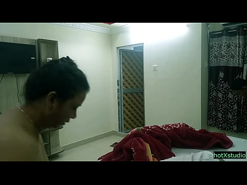 Desi hot bhabhi best massage sex at hotel! Clear bangla audio