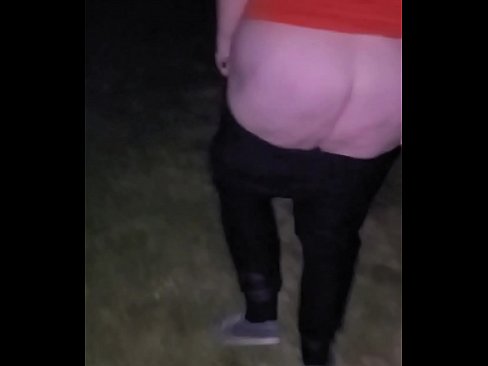 bbw shows ass and gets fingered