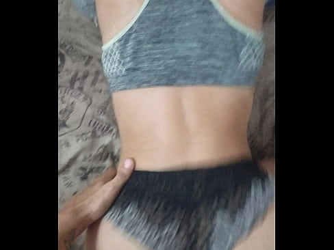 sexo amateur al estilo perrito con rica hermanastra caliente de 18 años - videos caseros entre hermanastros pervertidos
