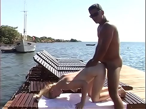 Hot latina blonde gets her asshole fucked outdoor on the bridge