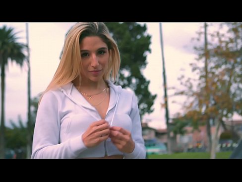 TUSHYRAW Emma gets gaped again and again