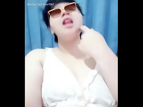 Intan sangek