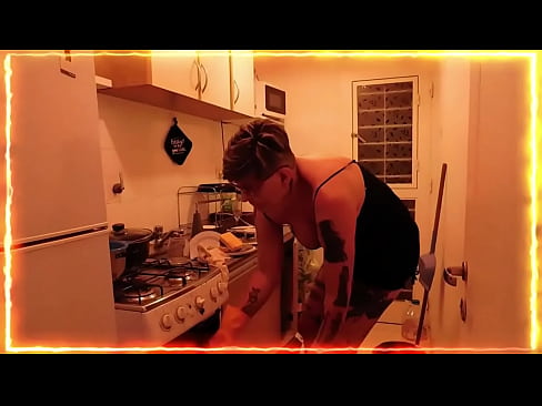 breaking my ass in the kitchen (literal)