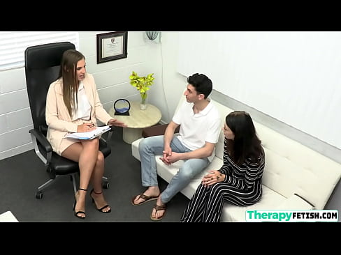 This therapy session being naked ends in having sex between stepsister and stepbrother and the horny therapist