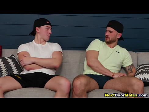 Baseball teammates enjoy bareback anal after game