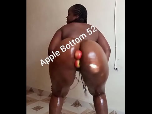 Big ass with fruit innit