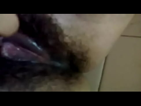 hot girl in bathroom webcam pussy
