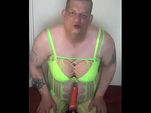please i want to be fucked by your dick