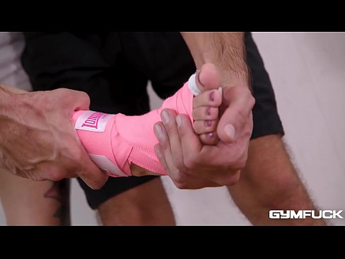 Gym fuck vs. kickboxing shows leggy babe Arteya providing foot fuck to big dick