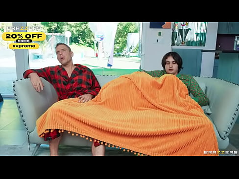 Whole video / Brazzers/ Enter XVPROMO