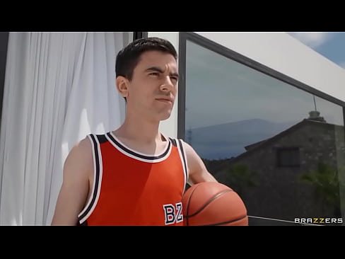 Getting Clean / Brazzers/ Enter XVPROMO