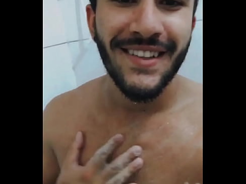 Tomando aquele banho @thales.dsantos