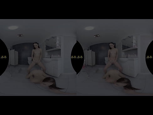 Girlfriends strip and piss in Virtual Reality
