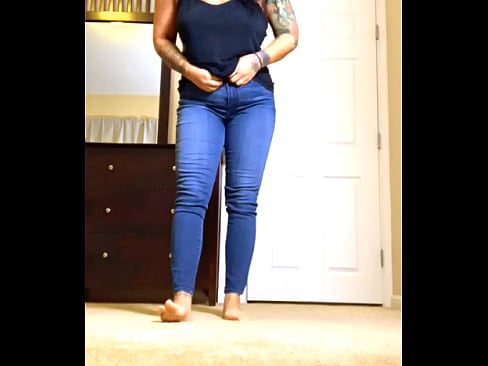Milf caught peeing