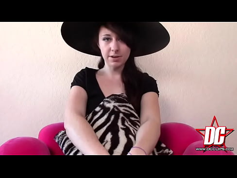 Creepy Babysitter Foot Job DAKOTA CHARMS