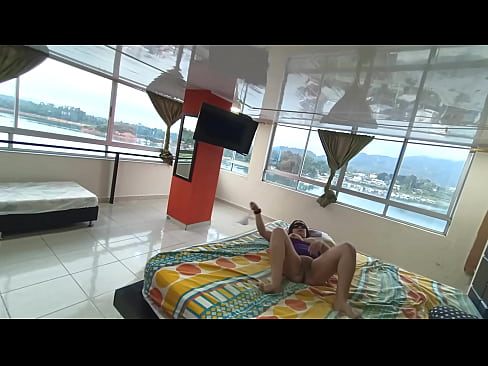 Problema Al Compartir Habitación Con El JEFE De Mi ESPOSO Sexo Sin Condon LECHE ADENTRO A ESPOSA PUTA 1-2 FULL ON XvRED