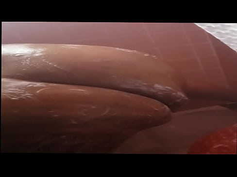BIG SOAPY BLACK GRANNY BOOTY