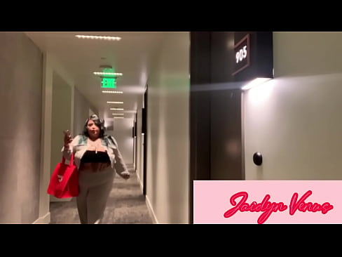 BBW Jaidyn Venus Fucks Up Ssbbw Hunter’s Delivery Order and Has To Pay An Ultimate Price of Emptying His Huge Cock Bareback