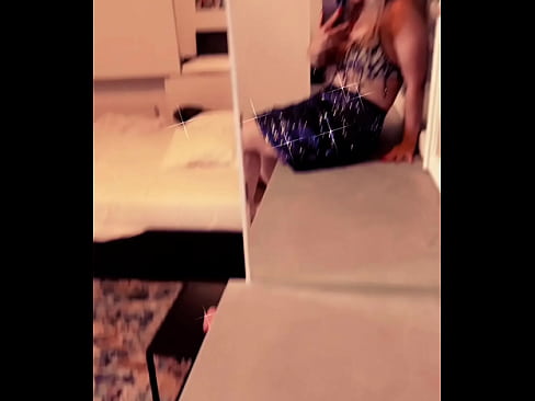 Pizdada Sing by singer FinDom Goaldigger