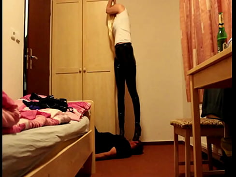 woman playing with my head