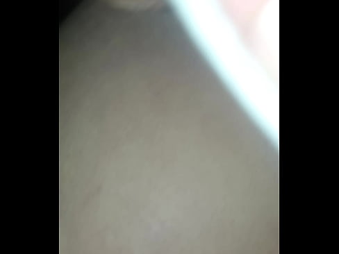 Mi Perra blanca González metiéndose el mango  Mi Perra blanca González metiéndose el mango