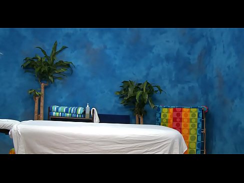 Blondie gangbanged in a massage room