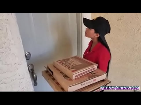 Delivery Girl0.mp4